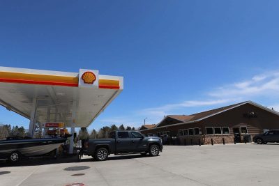 Business: West Side Shell