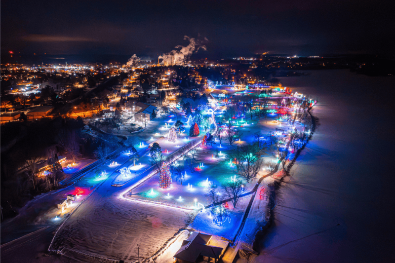 Lights of the Northwoods