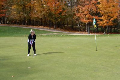 Golf courses where you can see wonderful fall color | Click the link to visit this page