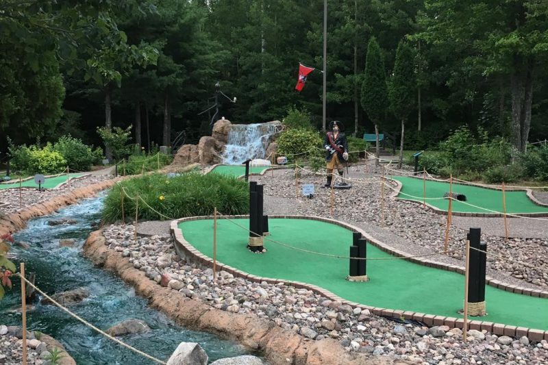Pirate Falls Mini Golf