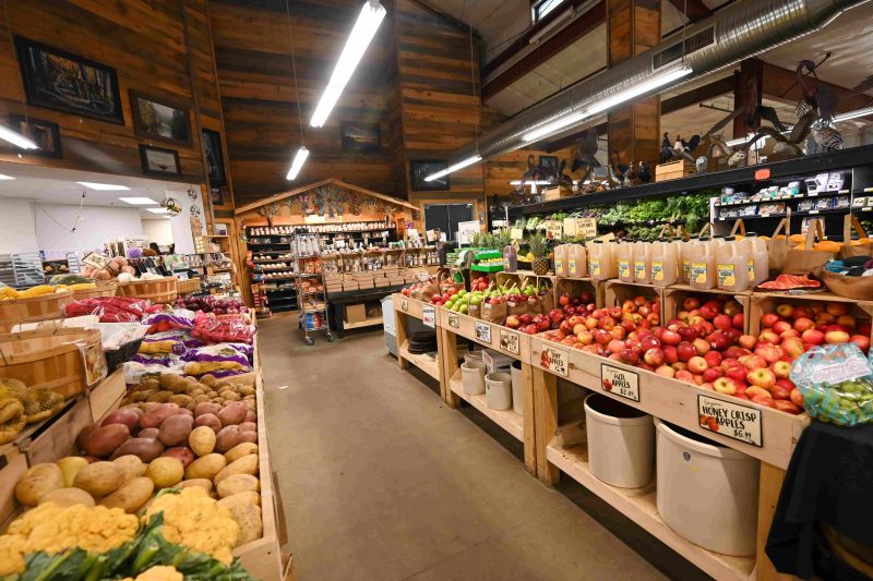 Golden Harvest Market