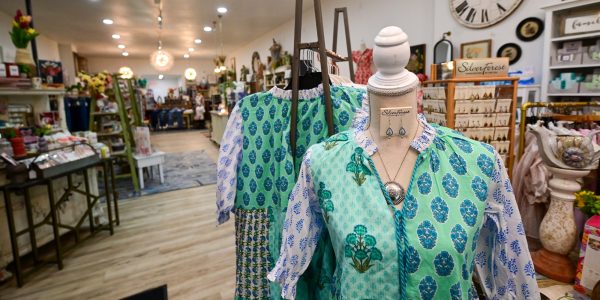 Shopping - Specialty stores & retailers